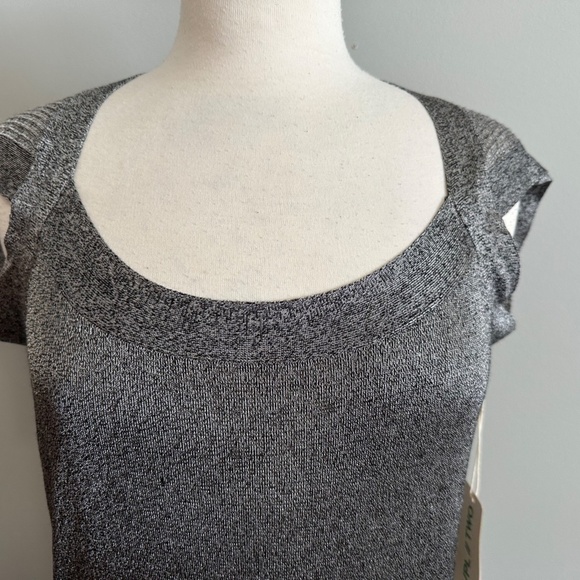 VPL Two Silver Open Shimmery Dress Open Knit Blouse Tunic Sweater Women's S NWT - Picture 3 of 12